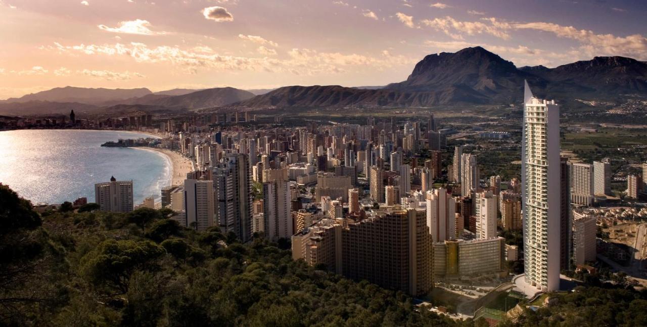 Skyline 9 Apartamento De 2 Dormitorios Soleado Con Terraza Privada Benidorm Bagian luar foto